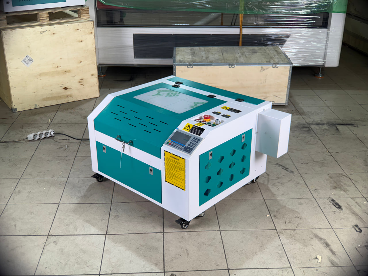 Лазерный станок CO2 с ЧПУ | 400x400 | 50 Вт | Ruida